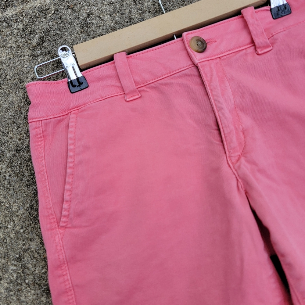 American Eagle Midi Twill Coral Pink Chino  Shorts Women's Size 8 - Picture 3 of 13